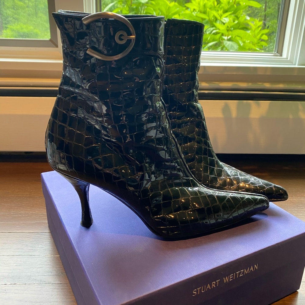 Snakeskin SW heeled boots size 9